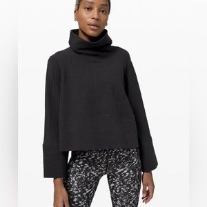 Lululemon Retreat Yourself Pullover